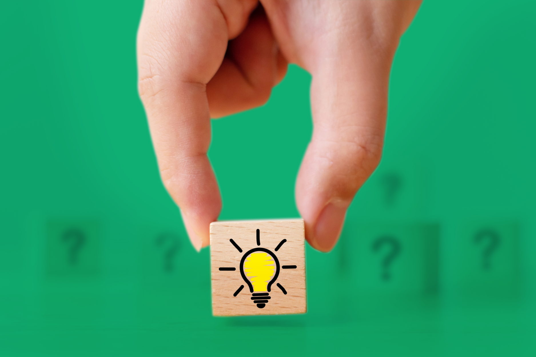 Reviewing The Essentials: A Guide to Build an Effective Strategy