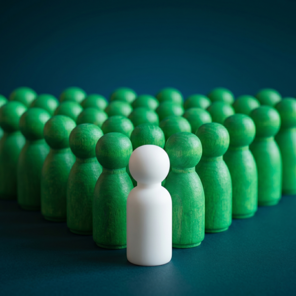 Optimal Leadership Behaviors in Public Governance