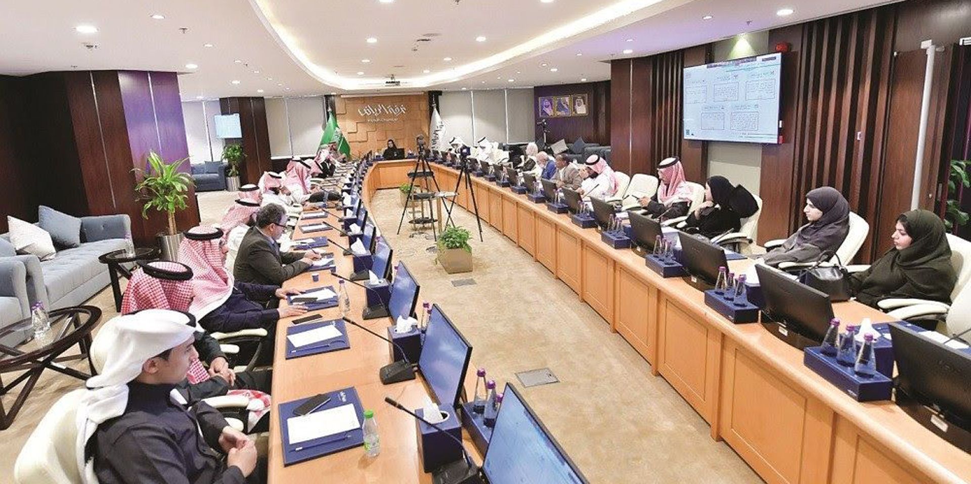 Appointment of the GGC CEO as the president of the Advisory firms Committee